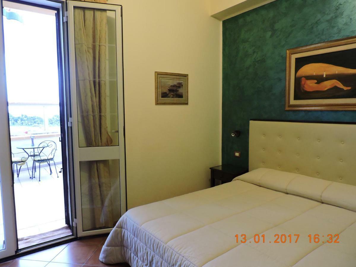 B&B Aquila Reale Portopalo Di Capo Passero Extérieur photo