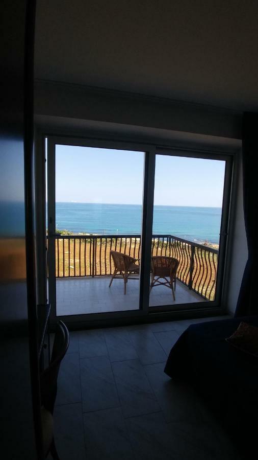 B&B Aquila Reale Portopalo Di Capo Passero Extérieur photo