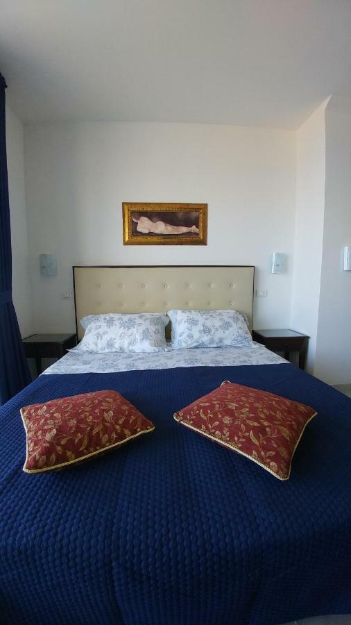 B&B Aquila Reale Portopalo Di Capo Passero Extérieur photo